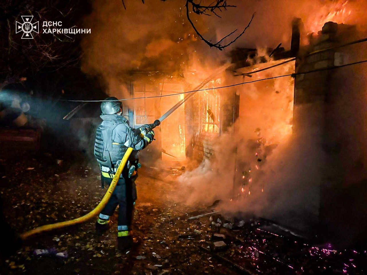 Росіяни атакували безпілотниками селище на Харківщині: є загиблий і поранений